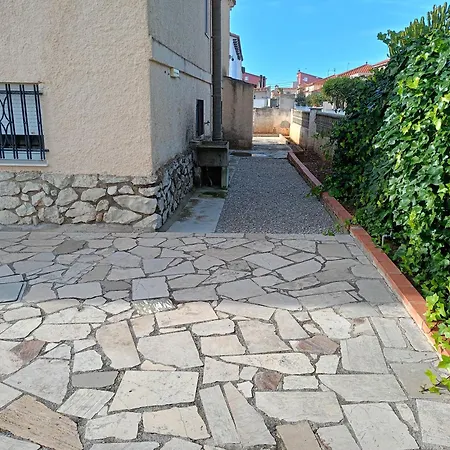 Дом отдыха Chalet-villa A 90 M Playa, Wifi Y Piscina Privada *